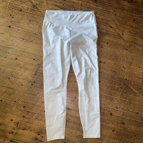 Fabletics gray cream camo workout Athleisure XL leggings - Picture 1 of 3